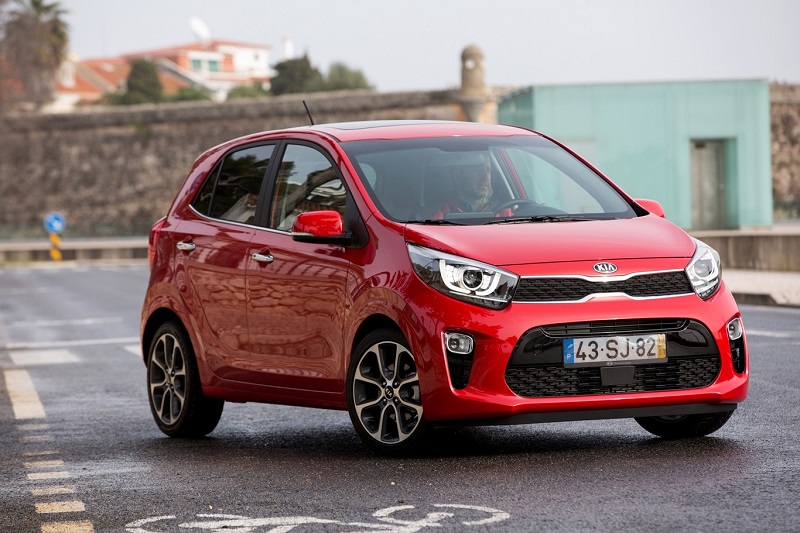 From 67 to 100 hp gasoline, safer and better equipped, this is the new Kia Picanto